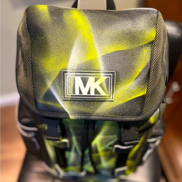 NWT LTD ED MICHAEL KORS AUTH COOPER POCKET MEN BACKPACK OLIVE BLACK SIGNED CERT - Picture 4 of 12